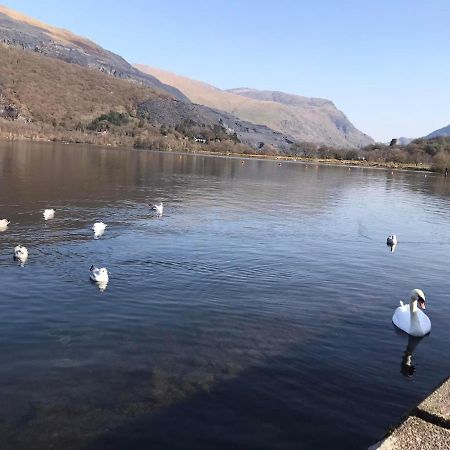 Llanberis Lodges Экстерьер фото